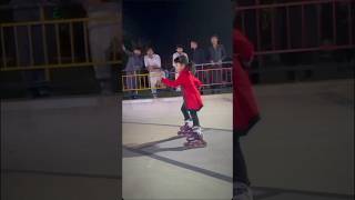 To hath phadke viralvideo skating skater fypage fyp viralvideo childernperformance [upl. by Poll112]