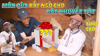 Quanglinhvlogs  Món Quà Bất Ngờ Dành Cho Bác Khuyết Tật  Phản Ứng Của Bác Như Thế Nào [upl. by Gonzalez463]