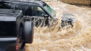 Correct Way to Drive Through Kenilworth Ford 🤔  Kenilworth Ford Flood  Shorts [upl. by Buchheim94]