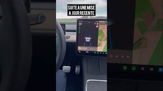 Autopilot Tesla dans les ronds points suite mise à jour [upl. by Anierdna]