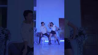 Lift Teri Bandh Hai  Judwaa 2 with Jhody amp Agnes Bollywod dancecover coverdance coverindia [upl. by Deborah355]