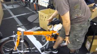 Dahon Speed D7 FoldingUnfolding Directions [upl. by Iphagenia]