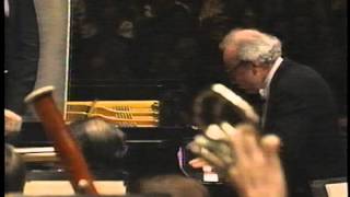 ALFRED BRENDEL  BEETHOVEN PIANO CONCERTO NO 5 quotEMPERORquot  MVT 1  PART 13 [upl. by Carver]