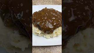 Salisbury Steak amp Brown Gravy cooking oldschool hamburger recipe fyp [upl. by Gombach195]