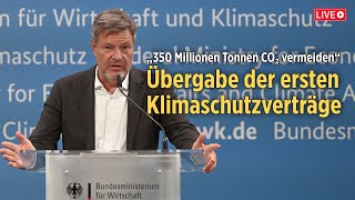 „350 Millionen Tonnen CO₂ vermeiden“ Übergabe der ersten Klimaschutzverträge mit Minister Habeck [upl. by Peckham]