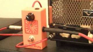 AnalogMan Juicer Compressor with Two Guitars [upl. by Gelasias]