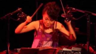 Weiweis Concert  BeautifulAfrica 美しいアフリカ） played by YangQin 揚琴） [upl. by Allisan]