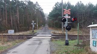 Železniční přejezd SSSR Otradovice 1612 2017 [upl. by Svoboda]