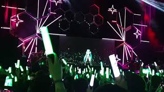 Hatsune Miku  Rolling Girl  Live London 2020 [upl. by Aleak]