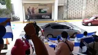 Piquete en banco LaFise Ctra a Masaya 9082019 [upl. by Alik205]