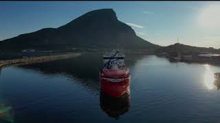 The well boat quotSteinar Olaisenquot leaving NOVA SEA at Lovund [upl. by Germann]