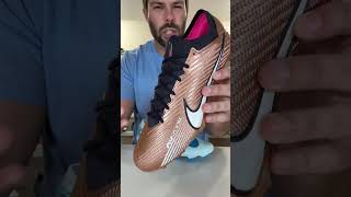 Nike Mercurial Vapor 15 VS 16  Should you upgrade [upl. by Martyn648]