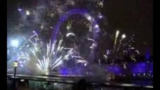 London New Year Fireworks [upl. by Victory]