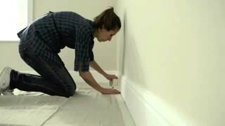 How to paint a ceiling by Johnstones [upl. by Winton]