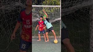 PHAPS SOCCER  The goalkeeper lost concentrationfootball soccer soccerskills footballskills [upl. by Bogey858]