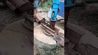 Disassembly process of deep well pump pipe [upl. by Annaierb]