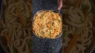 Veg Hakka Noodles recipe😋 shorts ytshorts noodles fastfood chinesefood homemodefoodies [upl. by Yesnikcm20]