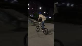 Bars bars bars🤪 bmxbike bike bmx bmxstyle viralvideo suscribete bmxstreet [upl. by Barbie]