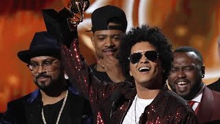 Bruno Mars 7 ödülle Grammy Ödül Törenine damga vurdu [upl. by Clellan]