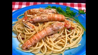 Spaghetti agli Scampi  Ricetta Facile e Veloce da Preparare [upl. by Gwendolyn]