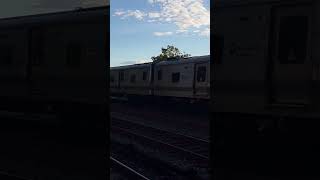 M7 departs HastingsonHudson [upl. by Clarie]