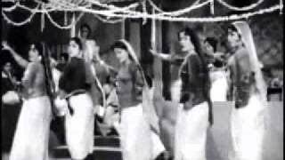 Oru Kudukka Ponnutharaam Subaida1965 [upl. by Oicnerual]