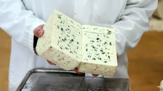 Roquefort secrets de fabrication de la star des fromages [upl. by Haisi]