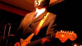 LOS STRAITJACKETS  quotLONELY APACHEquot [upl. by Eiramanin]