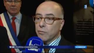 Jarnac  Bernard Cazeneuve rend hommage au quotprécurseurquot François Mitterrand et tacle Emmanuel Macron [upl. by Aibat]