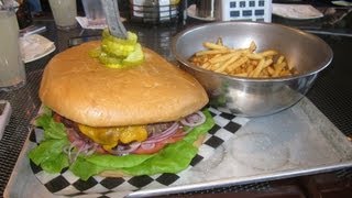 BEAST BURGER CHALLENGE IN KANSAS CITY [upl. by Alene]