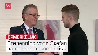 Stefan redde een automobilist uit het water  Omroep Flevoland [upl. by Ladiv]