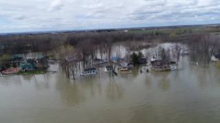 Inondations dans le secteur du chemin LouisGatineau à Yamachiche [upl. by Marciano754]