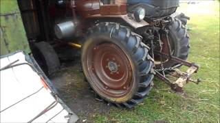 Трактор ДТ20 Запуск tractor DT20 start [upl. by Pavkovic179]