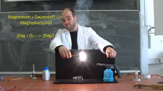 Magnesium reagiert mit Sauerstoff Oxidation [upl. by Sirred156]