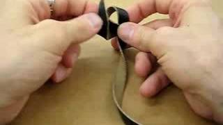 Tying knot for tefillin shel yad  step 2  right handed [upl. by Uni]