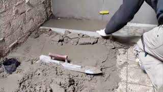 ZELF EEN GROOT GAT REPAREREN MET CEMENT MORTEL cementdekvloer cement reparatie [upl. by Dias433]