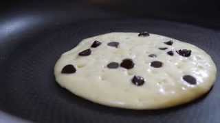 Hot Cakes con Chispas de Chocolate  Buena Vibra Vlog [upl. by Arndt857]