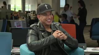 Cuéntame con Daddy Yankee “La fama nos tienta y no a cosas buenasquot [upl. by Neiviv422]