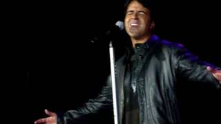 LUIS FONSI  AUNQUE ESTES CON EL Rosario 2010 [upl. by Llehcal]