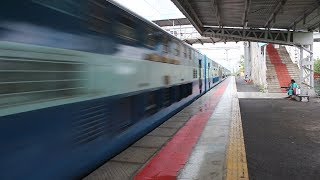 Only Double Decker Fast Passenger of Indian Railways  Valsad Mumbai Fast Passenger [upl. by Siri]