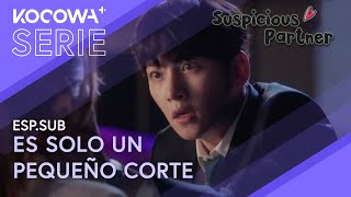 ESPSUB 😱 ¡Atacaron a Mi Novia en la Calle 💥🔪  Suspicious Partner EP24  KOCOWA ESPAÑOL [upl. by Enicnarf996]