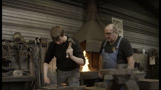 Ferronnier dart  Les métiers du chantier de NotreDame de Paris [upl. by Eniron]