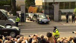 Obamas car gets stuck at US Embassy [upl. by Ottavia848]