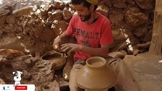 Fabrication de poteries à Maroc  Dans la région Ijoukak [upl. by Ellenet715]