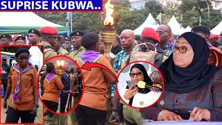 RAIS SAMIA ASHINDWA KUJIZUIA KWA DADA ALIYEKIMBIZA MWENGE KWA UJASIRI NA UKAKAMAVU MKUBWA [upl. by Noyad367]