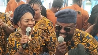 Salawa Abeni Saheed Balogun amp Kunle Afolayan Compete on Stage at Burial of Aremu Afolayans Mum [upl. by Malik]