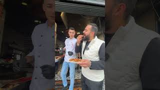 Adana’da tavuk döner 😀 cigkofte diyarbakır yemek youtubeshorts food [upl. by Mulligan508]