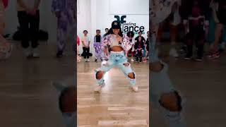 10 years old dancer on fire 🔥🔥🔥 dance kids paris streetdance daddyyankee [upl. by Cordova]