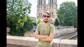 Lhistoire du Petit Pont racontée par Lorànt Deutsch Île de la Cité Paris France [upl. by Machute]