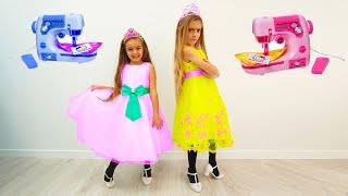 Las Ratitas hacen vestidos de princesas con la maquina de coser de juguete gisele y claudia [upl. by Pani784]